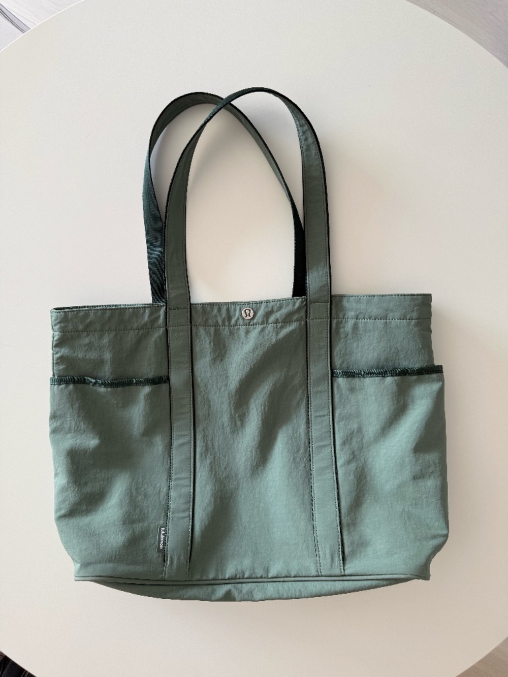 Lululemon | Daily Multi-Pocket Tote Bag 20L | Bay Leaf / Rainforest Green